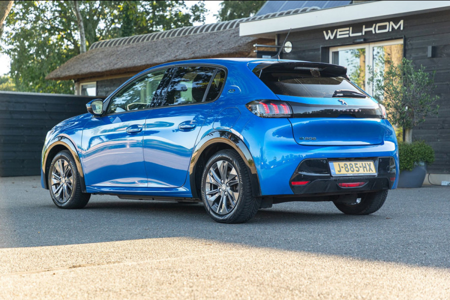 Peugeot e-208 EV Allure 50 kWh Soh 83% I Led I Half leder I Sfeerverlichting I Camera I Android I CarPlay I NL Auto I NAP