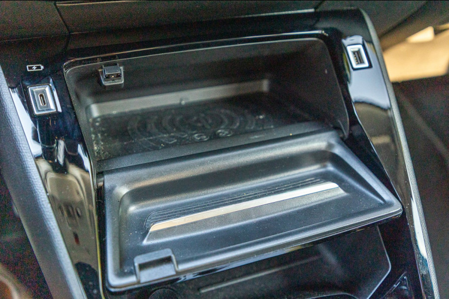 Peugeot e-208 EV Allure 50 kWh Soh 83% I Led I Half leder I Sfeerverlichting I Camera I Android I CarPlay I NL Auto I NAP