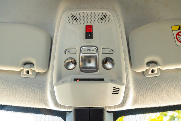Peugeot e-208 EV Allure 50 kWh Soh 83% I Led I Half leder I Sfeerverlichting I Camera I Android I CarPlay I NL Auto I NAP
