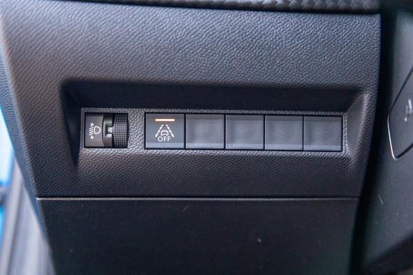 Peugeot e-208 EV Allure 50 kWh Soh 83% I Led I Half leder I Sfeerverlichting I Camera I Android I CarPlay I NL Auto I NAP