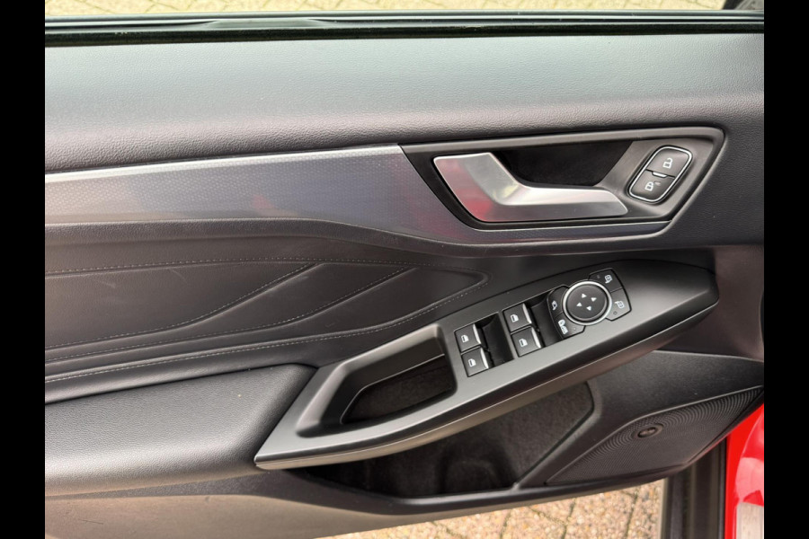 Ford FOCUS Wagon Active 1.0 EcoBoost Automaat Panoramadak Adaptive cruise Climate control Winterpack Pano B&O Apple/ Android