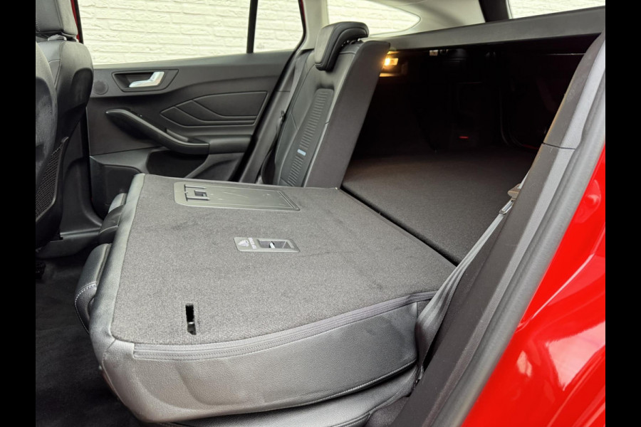 Ford FOCUS Wagon Active 1.0 EcoBoost Automaat Panoramadak Adaptive cruise Climate control Winterpack Pano B&O Apple/ Android