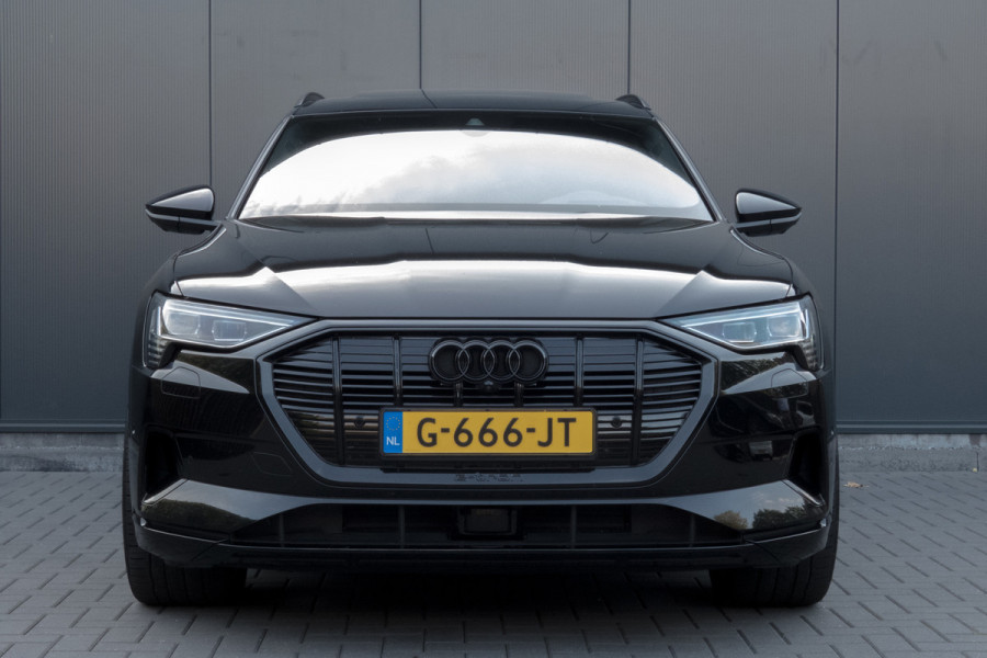 Audi e-tron E-tron 55 quattro advanced Pro Line Plus 95 kWh |SOH 90% | Trekhaak | Pano | ACC | B&O | Head Up