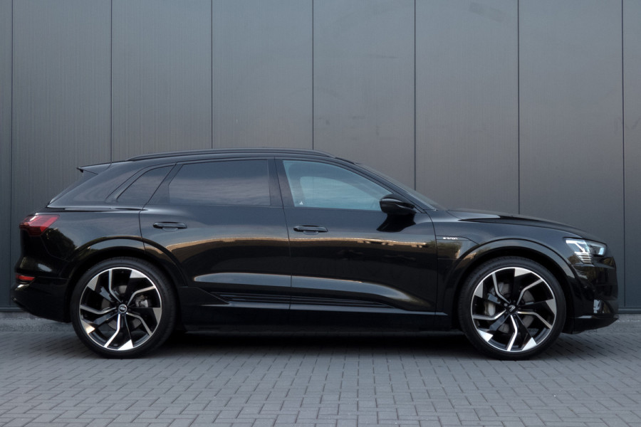 Audi e-tron E-tron 55 quattro advanced Pro Line Plus 95 kWh |SOH 90% | Trekhaak | Pano | ACC | B&O | Head Up