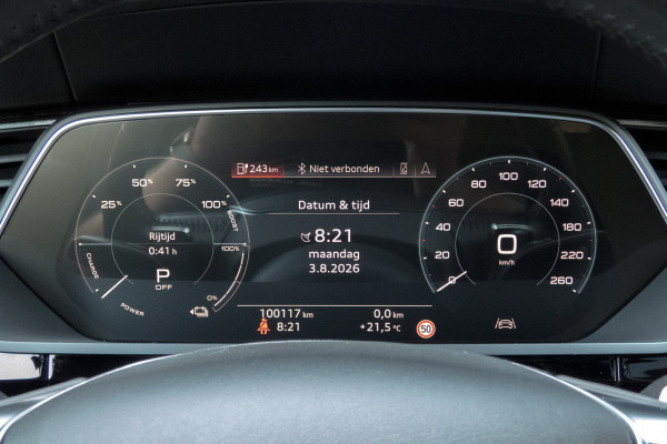 Audi e-tron E-tron 55 quattro advanced Pro Line Plus 95 kWh |SOH 90% | Trekhaak | Pano | ACC | B&O | Head Up