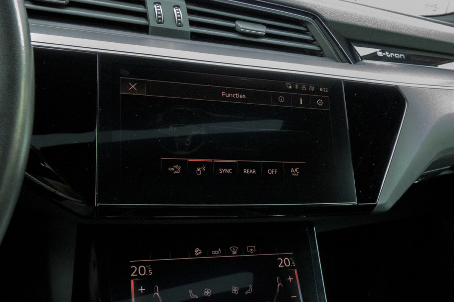 Audi e-tron E-tron 55 quattro advanced Pro Line Plus 95 kWh |SOH 90% | Trekhaak | Pano | ACC | B&O | Head Up