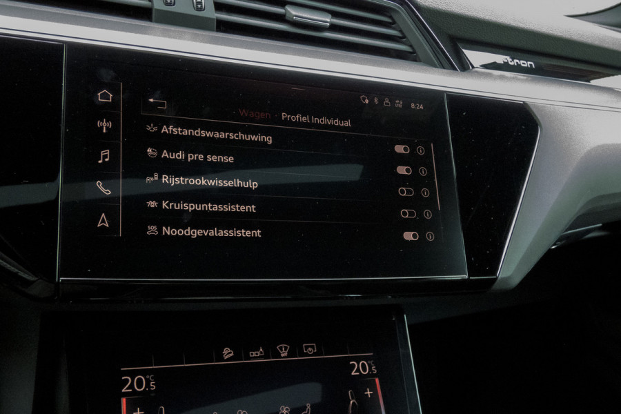 Audi e-tron E-tron 55 quattro advanced Pro Line Plus 95 kWh |SOH 90% | Trekhaak | Pano | ACC | B&O | Head Up