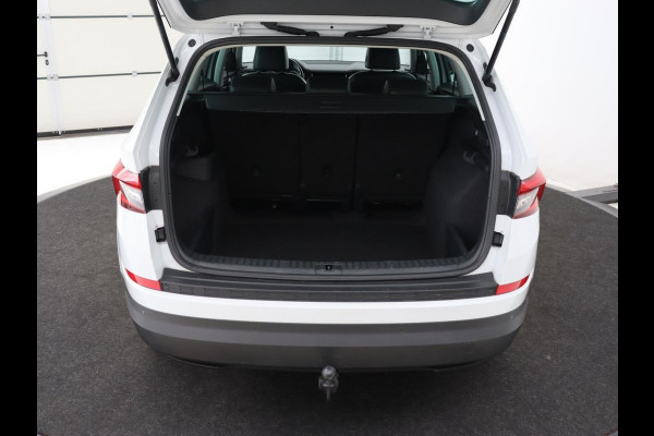 Škoda Kodiaq 1.5 TSI Business Edition | Trekhaak | Camera | Carplay | Navigatie | Half leder | Climate control | Cruise control | Full LED