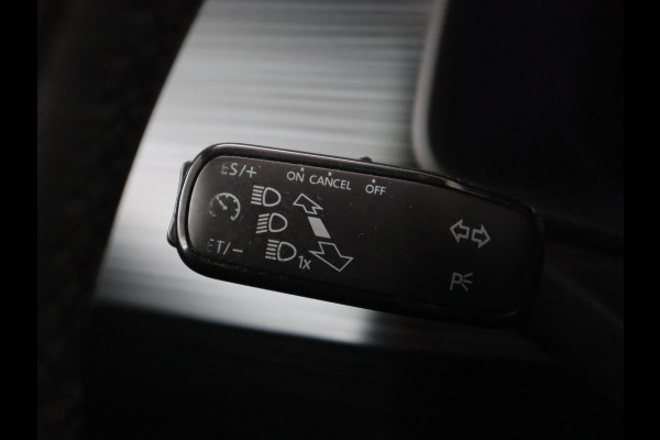 Škoda Kodiaq 1.5 TSI Business Edition | Trekhaak | Camera | Carplay | Navigatie | Half leder | Climate control | Cruise control | Full LED