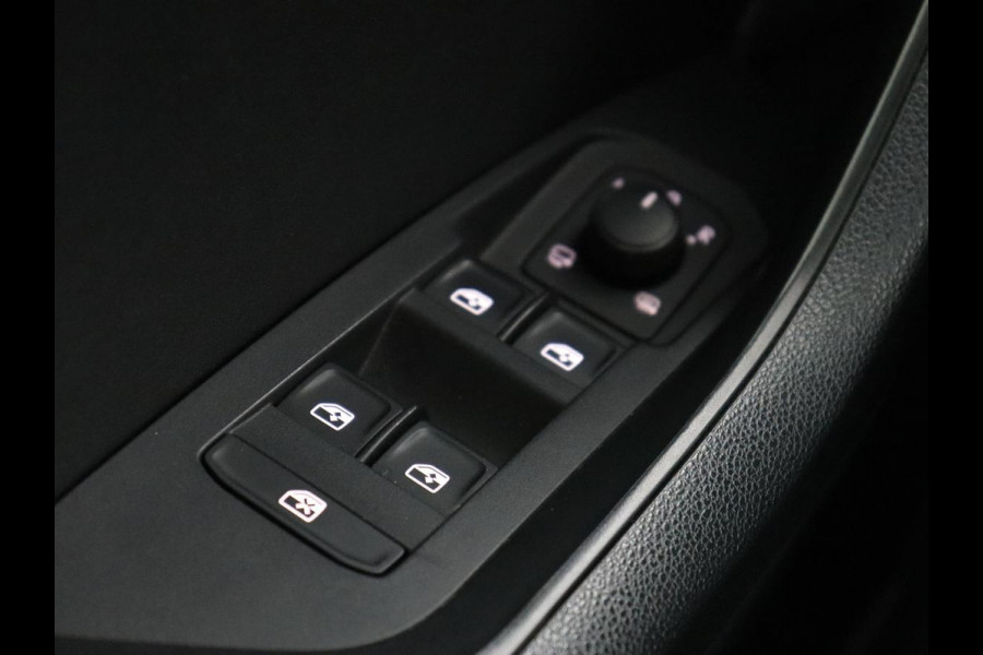 Škoda Kodiaq 1.5 TSI Business Edition | Trekhaak | Camera | Carplay | Navigatie | Half leder | Climate control | Cruise control | Full LED