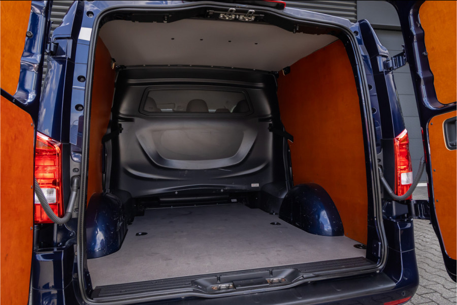 Mercedes-Benz Vito 114 CDI Lang DC -LED- Trek 2500kg -19''