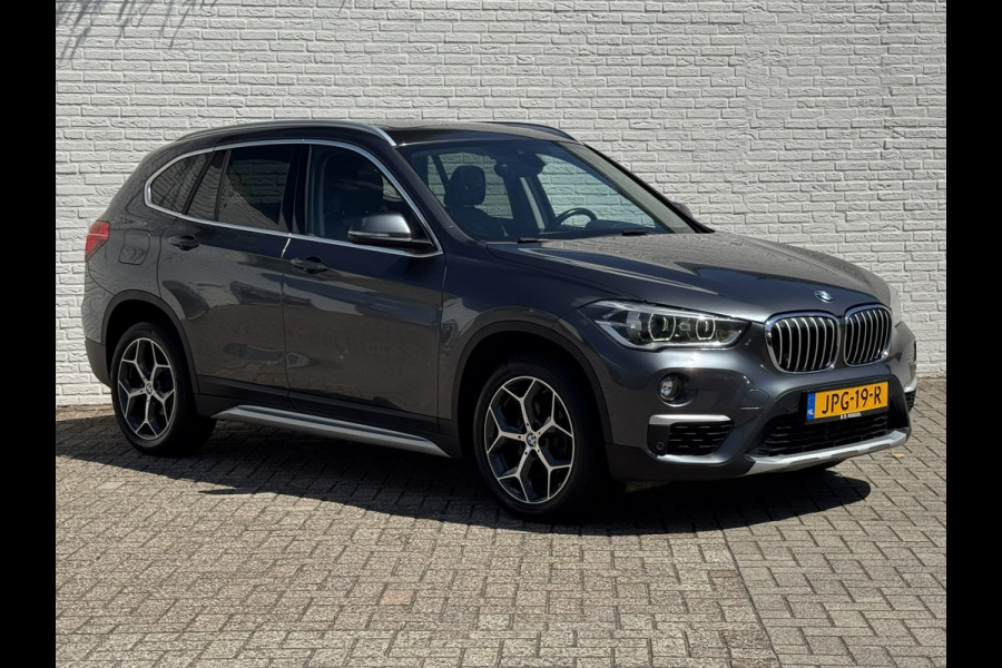 BMW X1 SDrive18i High Executive M-sport Panorama Led Keyless Leder+verwarming Cruise