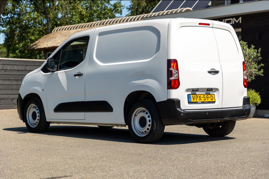 Peugeot Partner 1.2 PureTech Premium Airco I Cruise I Android I CarPlay I Parkeersensoren I Navigatie I NAP I NL Auto I 1e Eig