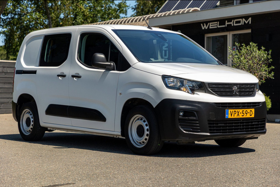 Peugeot Partner 1.2 PureTech Premium Airco I Cruise I Android I CarPlay I Parkeersensoren I Navigatie I NAP I NL Auto I 1e Eig