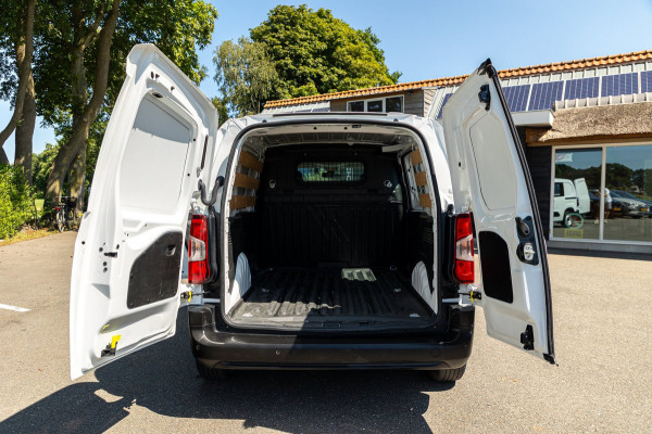 Peugeot Partner 1.2 PureTech Premium Airco I Cruise I Android I CarPlay I Parkeersensoren I Navigatie I NAP I NL Auto I 1e Eig