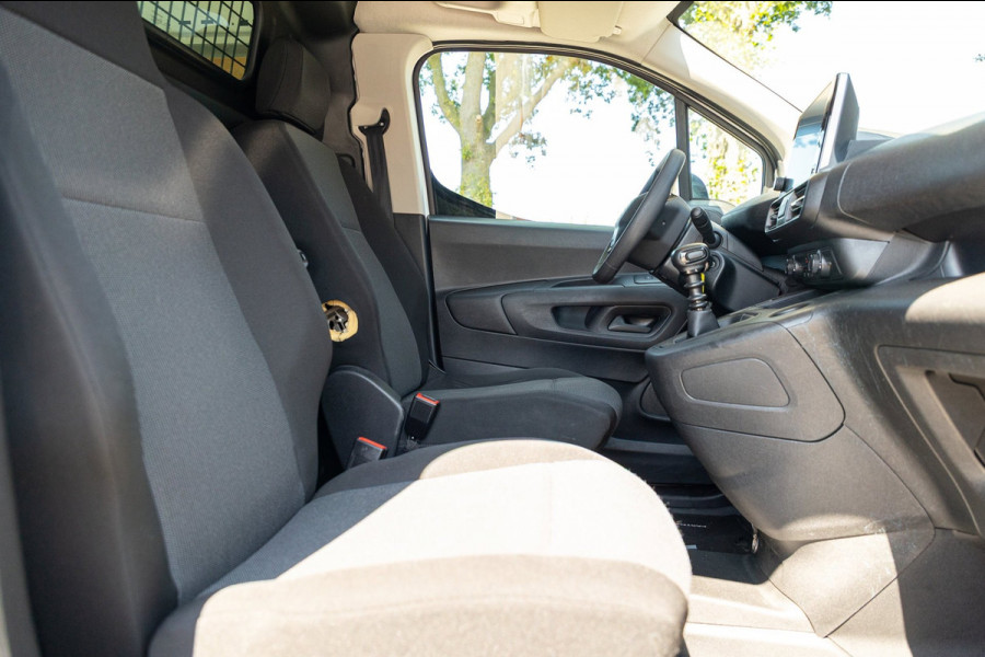 Peugeot Partner 1.2 PureTech Premium Airco I Cruise I Android I CarPlay I Parkeersensoren I Navigatie I NAP I NL Auto I 1e Eig