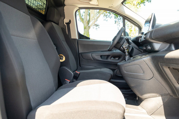 Peugeot Partner 1.2 PureTech Premium Airco I Cruise I Android I CarPlay I Parkeersensoren I Navigatie I NAP I NL Auto I 1e Eig