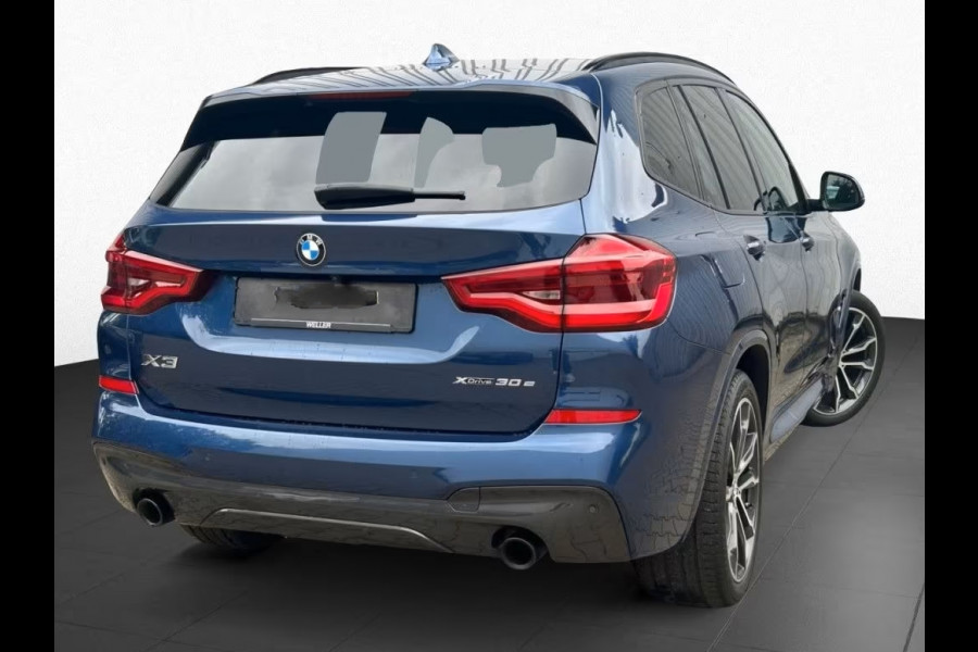 BMW X3 xDrive30e M-SPORT ** LED, PANORAMA, HuD, HiFi, ALARM, M-REMMEN, 20-inch LMV ** 1e EIG - UNFALLFREI - BMW ONDERH ** ** INFORMEER OOK NAAR ONZE AANTREKKELIJKE FINANCIAL-LEASE TARIEVEN **