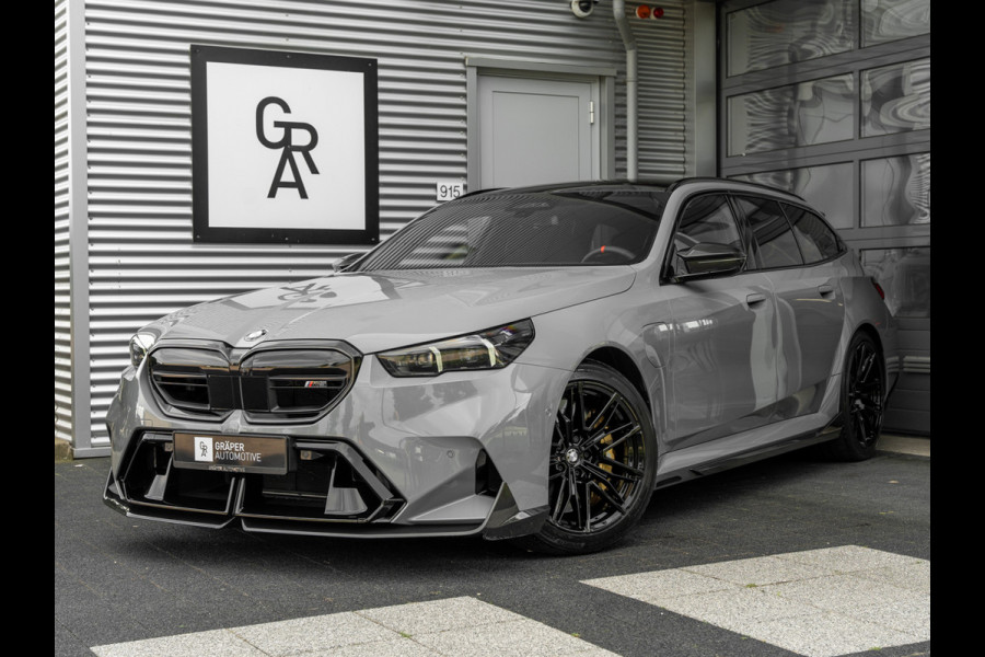 BMW M5 Touring M5 | CARBON | AKRAPOVIC | EVENTURI