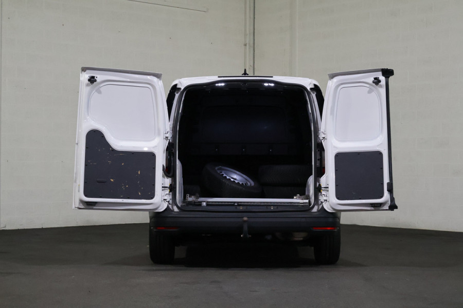 Volkswagen Caddy 1.5 TSI 115pk Camera Trekhaak Apple Carplay