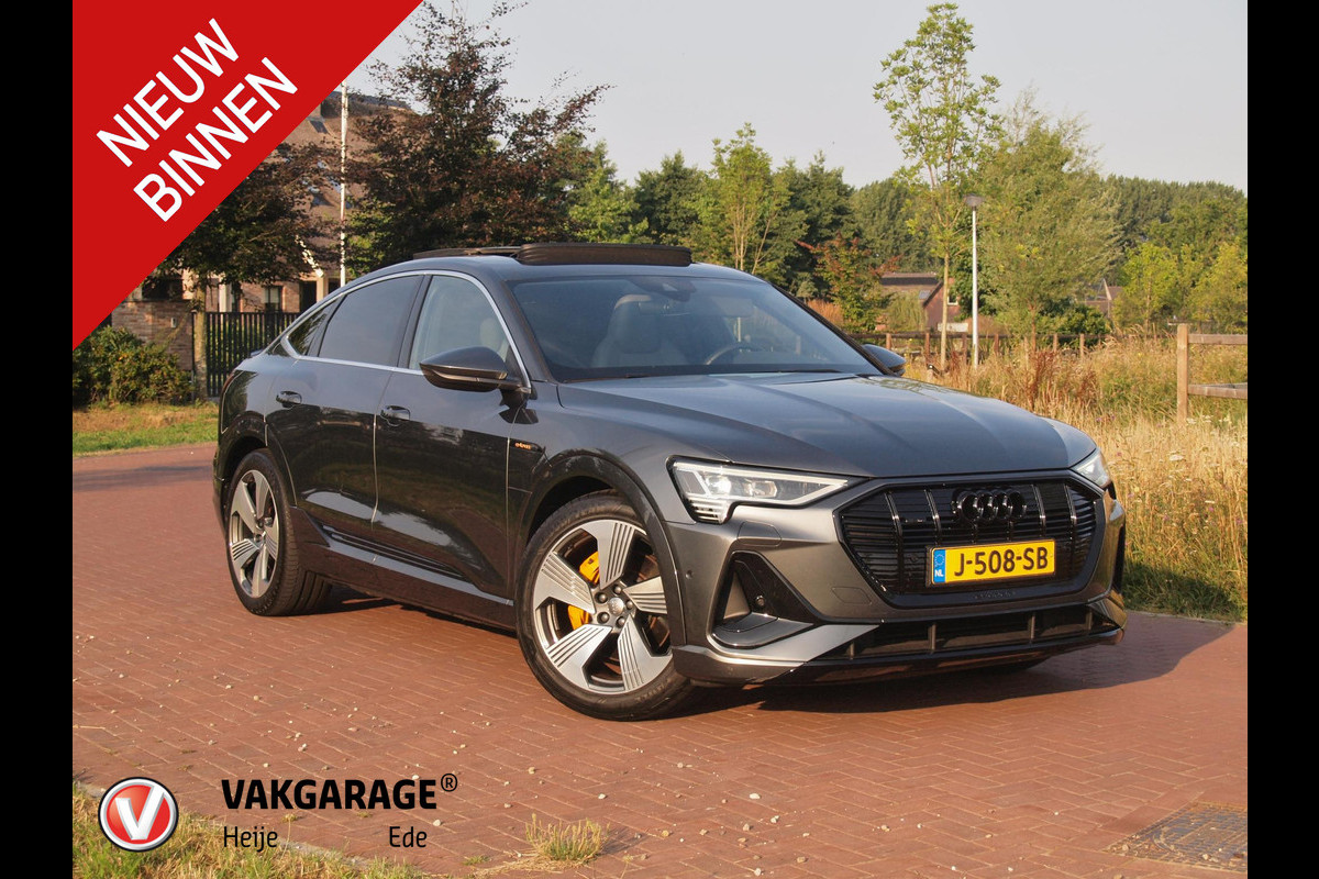 Audi e-tron Sportback 55 quattro S edition 95 kWh | SOH 92% | S-Line Stoelen | Panoramadak | Bang & Olufsen | Camera | Ambienteverlichting |