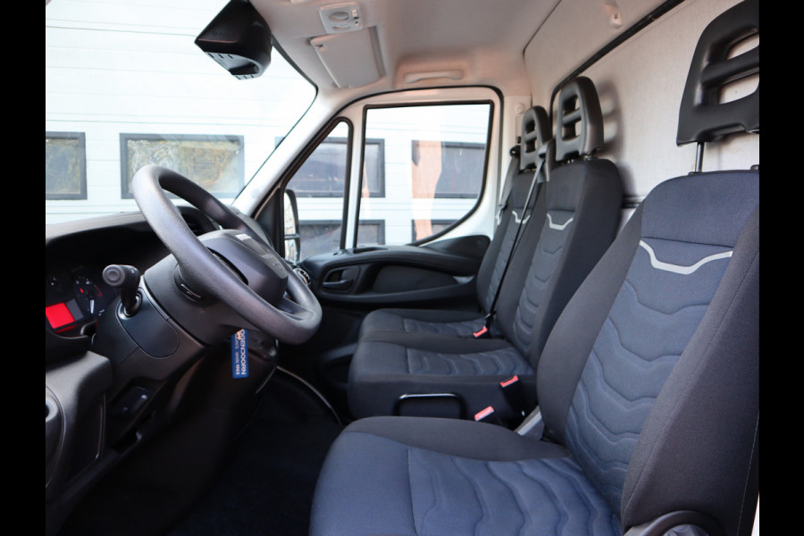 Iveco Daily 35S14 136pk Euro 6 Bakwagen - Dhollandia Klep + Zijdeur - Airco - Camera