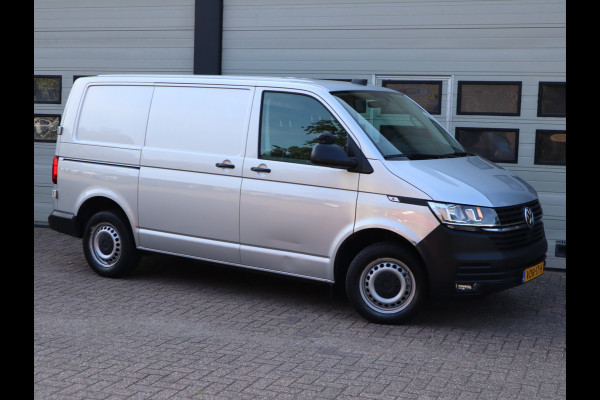 Volkswagen Transporter 2.0 TDI 150pk Automaat Euro 6 - Cruise - Camera - Trekhaak