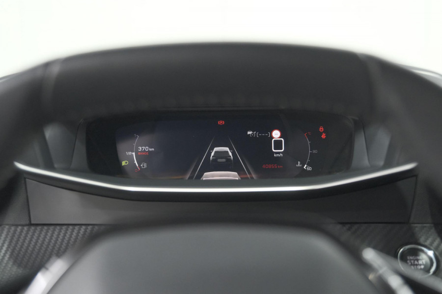 Peugeot 2008 PureTech 130 PK Allure Pack | Trekhaak | Camera | Adaptieve Cruise control | Keyless Entry | Apple Carplay