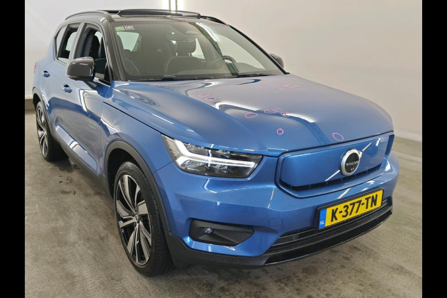 Volvo XC40 Recharge P8 AWD R-Design PANODAK | TREKHAAK
