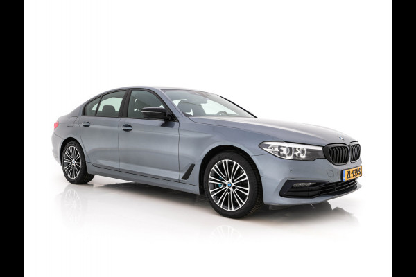 BMW 5 Serie 520i Executive Edition Sportline Aut. *LEATHER-FABRIC | FULL-LED | DIGI-COCKIT | KEYLESS | NAVI-FULLMAP | HEATED-SPORTSEATS | PRIVACY-GLASS | AMBIENTLIGHT | ECC | CARPLAY | PDC | TOWBAR | 18"ALU*