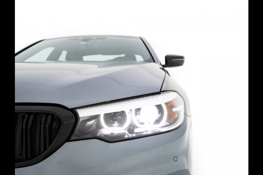 BMW 5 Serie 520i Executive Edition Sportline Aut. *LEATHER-FABRIC | FULL-LED | DIGI-COCKIT | KEYLESS | NAVI-FULLMAP | HEATED-SPORTSEATS | PRIVACY-GLASS | AMBIENTLIGHT | ECC | CARPLAY | PDC | TOWBAR | 18"ALU*