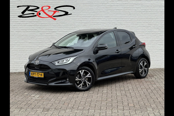 Toyota Yaris 1.5 Hybrid Camera CarPlay Adaptieve cruise Clima DAB radio