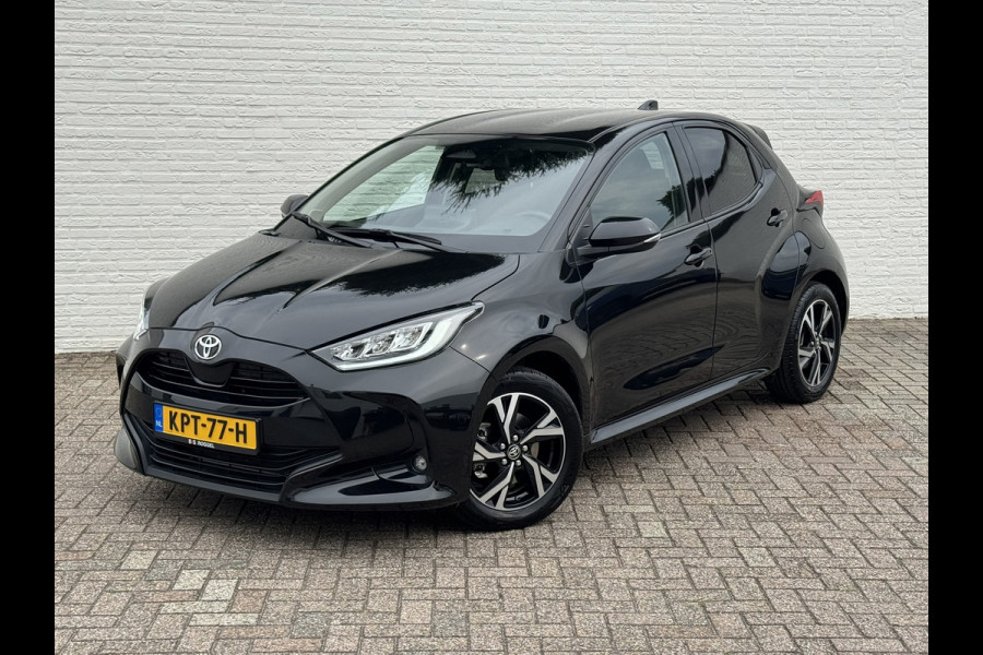 Toyota Yaris 1.5 Hybrid Camera CarPlay Adaptieve cruise Clima DAB radio