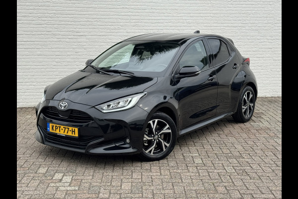 Toyota Yaris 1.5 Hybrid Camera CarPlay Adaptieve cruise Clima DAB radio