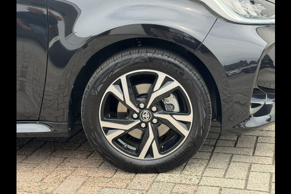 Toyota Yaris 1.5 Hybrid Camera CarPlay Adaptieve cruise Clima DAB radio