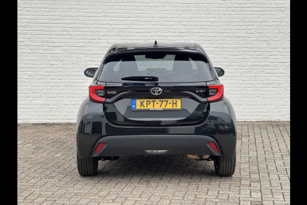 Toyota Yaris 1.5 Hybrid Camera CarPlay Adaptieve cruise Clima DAB radio