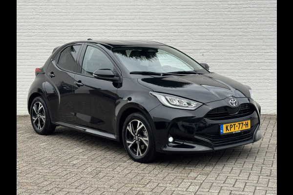 Toyota Yaris 1.5 Hybrid Camera CarPlay Adaptieve cruise Clima DAB radio