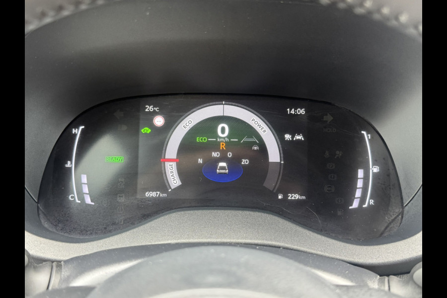 Toyota Yaris 1.5 Hybrid Camera CarPlay Adaptieve cruise Clima DAB radio