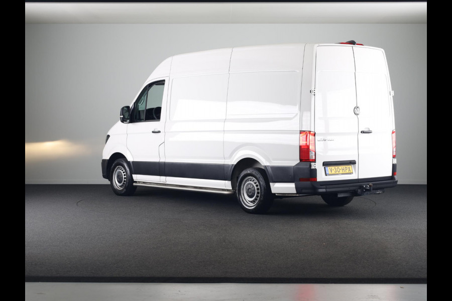 Volkswagen Crafter 35 2.0 TDI L3H3 Highline EURO VI 140 pk Automaat | Verlengde garantie | Navigatie | Trekhaak | Parkeersensoren | Achteruitrijcamera | Geveerde bestuurdersstoel |