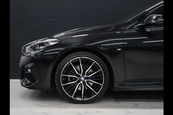 BMW 2 Serie Gran Coupé 218i High Executive Edition M Sport [APPLE CARPLAY, ANDROID, STOELVERWARMING, ADAPTIVE LED, VOL LEDER, DIGITAL DASH, PDC V+A, DRIVING ASSISTANT, CRUISE CONTROL, GROOT NAVIGATIE, CLIMATE CONTROL, NIEUWSTAAT]