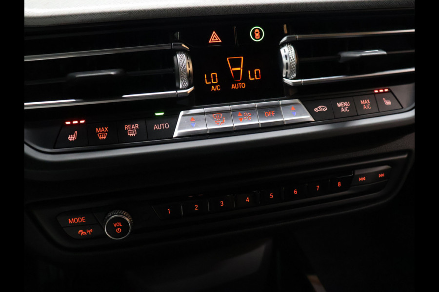 BMW 2 Serie Gran Coupé 218i High Executive Edition M Sport [APPLE CARPLAY, ANDROID, STOELVERWARMING, ADAPTIVE LED, VOL LEDER, DIGITAL DASH, PDC V+A, DRIVING ASSISTANT, CRUISE CONTROL, GROOT NAVIGATIE, CLIMATE CONTROL, NIEUWSTAAT]