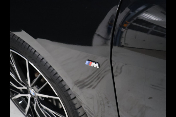 BMW 2 Serie Gran Coupé 218i High Executive Edition M Sport [APPLE CARPLAY, ANDROID, STOELVERWARMING, ADAPTIVE LED, VOL LEDER, DIGITAL DASH, PDC V+A, DRIVING ASSISTANT, CRUISE CONTROL, GROOT NAVIGATIE, CLIMATE CONTROL, NIEUWSTAAT]