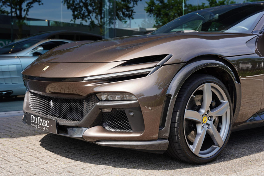 Ferrari Purosangue 6.5 V12 / NL-AUTO / BTW / Carbon / Massage / 8 D.Km