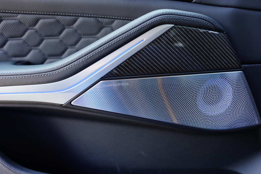 BMW X5 M Competition / NL-Auto / Bowers & Wilkins / Skylounge / Massage Stoelen