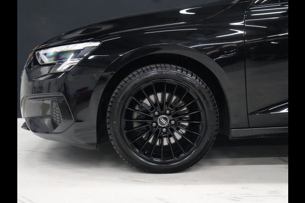 Audi A3 Limousine 30 TFSI Business edition [APPLE CARPLAY, VOL LEDER, FULL LED, DIGITAL DASH, KEYLESS, DRAADLOOS LADEN, SPORTSTOELEN, ANDROID, PDC ACHTER, CRUISE CONTROL, GROOT NAVIGATIE, CLIMATE CONTROL, NIEUWSTAAT]