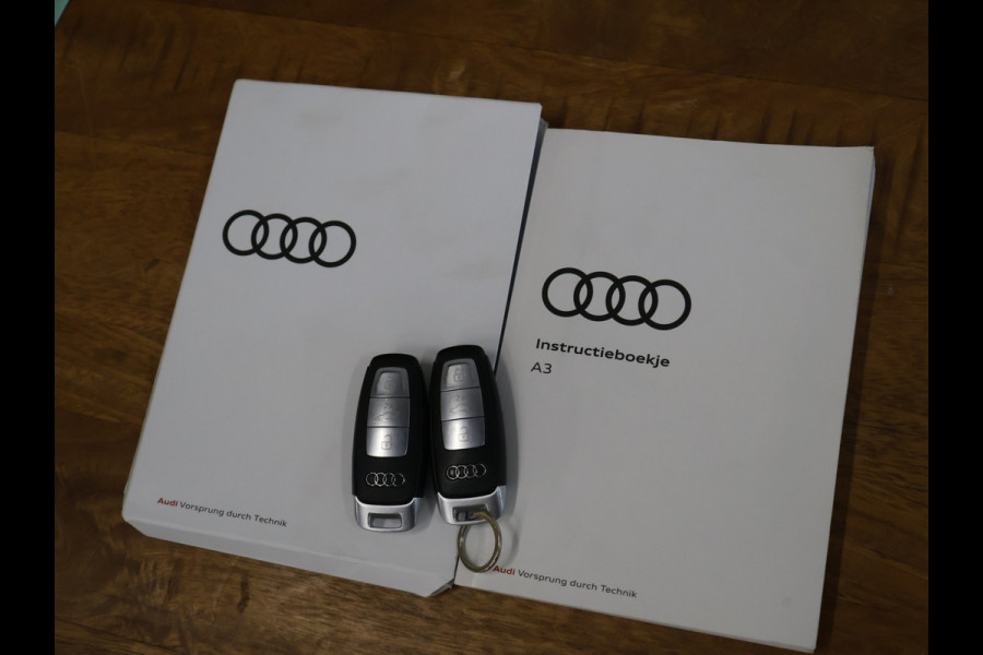 Audi A3 Limousine 30 TFSI Business edition [APPLE CARPLAY, VOL LEDER, FULL LED, DIGITAL DASH, KEYLESS, DRAADLOOS LADEN, SPORTSTOELEN, ANDROID, PDC ACHTER, CRUISE CONTROL, GROOT NAVIGATIE, CLIMATE CONTROL, NIEUWSTAAT]