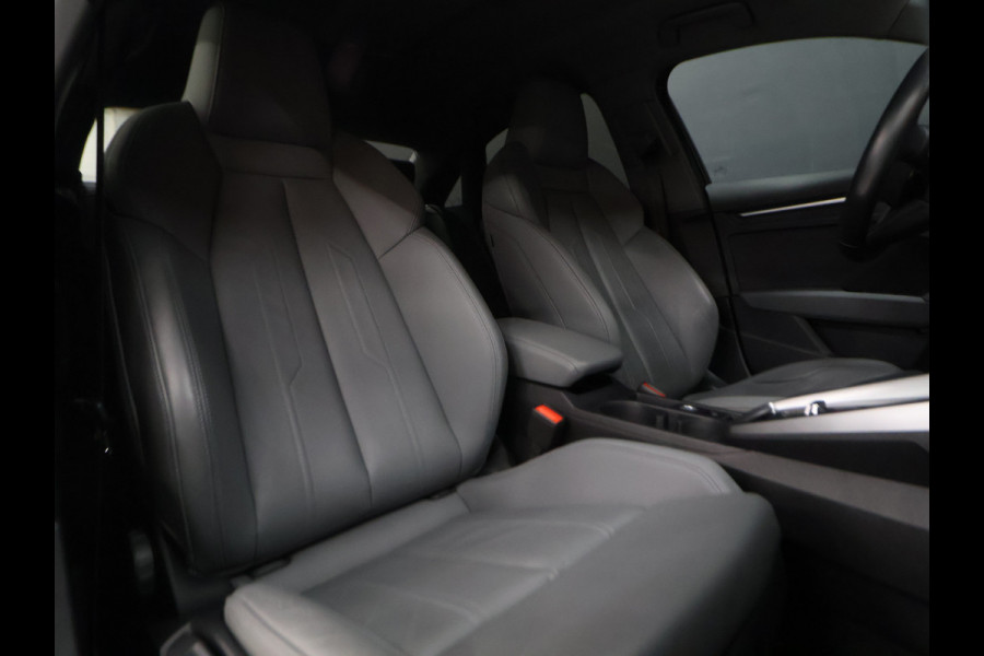 Audi A3 Limousine 30 TFSI Business edition [APPLE CARPLAY, VOL LEDER, FULL LED, DIGITAL DASH, KEYLESS, DRAADLOOS LADEN, SPORTSTOELEN, ANDROID, PDC ACHTER, CRUISE CONTROL, GROOT NAVIGATIE, CLIMATE CONTROL, NIEUWSTAAT]