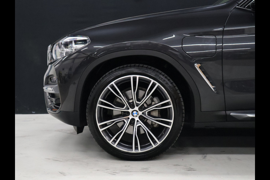 BMW X3 xDrive30e High Executive [SCHUIFKANTELDAK, APPLE CARPLAY, ANDROID, TREKHAAK, ADAPTIVE LED, STOELVERWARMING, VOL LEDER, DIGITAL DASH, ELEKTRISCHE ACHTERKLEP, GROOT NAVIGATIE, PDC V+A, CRUISE CONTROL, CLIMATE CONTROL,