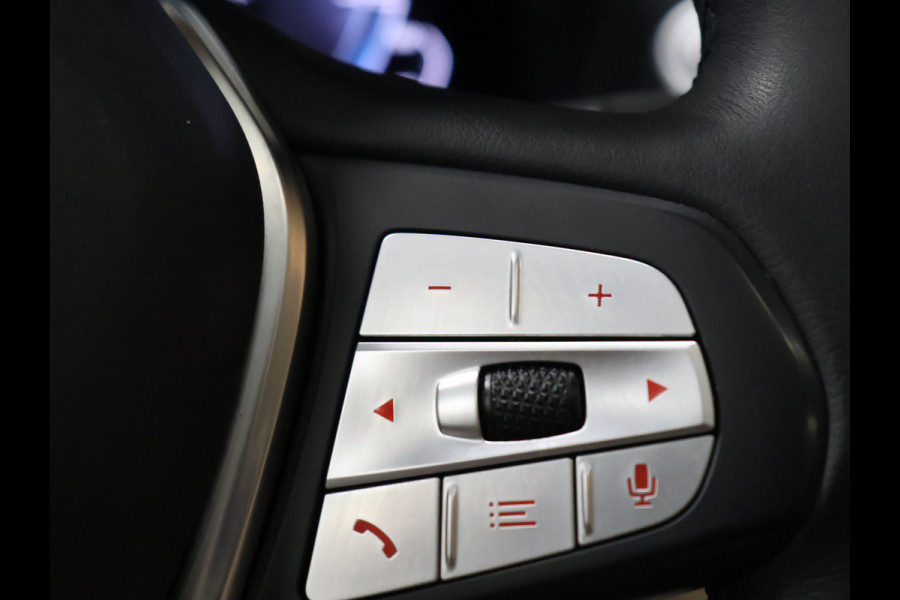 BMW X3 xDrive30e High Executive [SCHUIFKANTELDAK, APPLE CARPLAY, ANDROID, TREKHAAK, ADAPTIVE LED, STOELVERWARMING, VOL LEDER, DIGITAL DASH, ELEKTRISCHE ACHTERKLEP, GROOT NAVIGATIE, PDC V+A, CRUISE CONTROL, CLIMATE CONTROL,