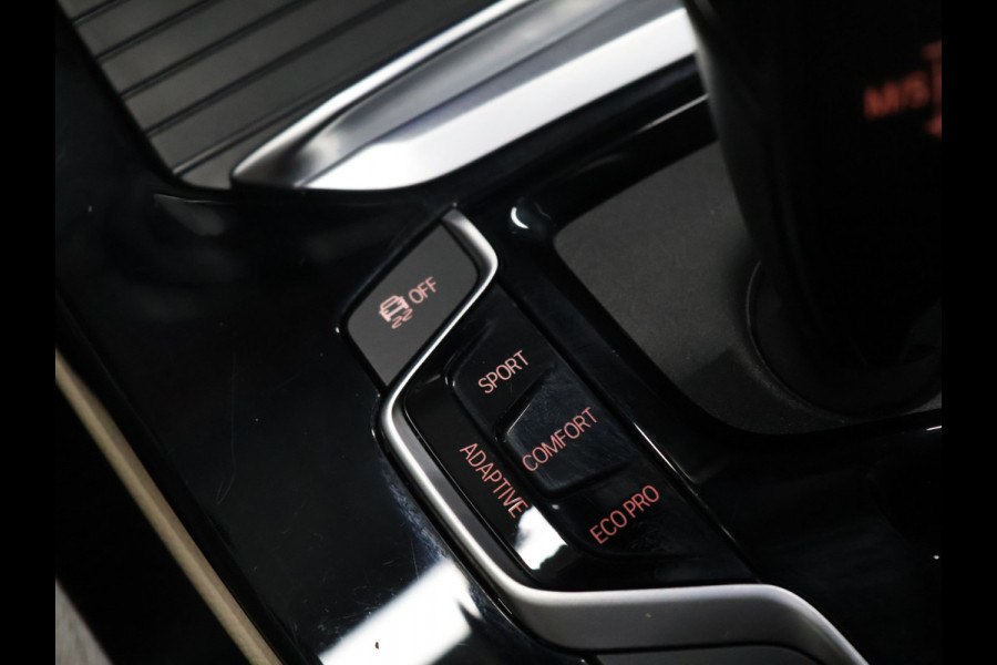 BMW X3 xDrive30e High Executive [SCHUIFKANTELDAK, APPLE CARPLAY, ANDROID, TREKHAAK, ADAPTIVE LED, STOELVERWARMING, VOL LEDER, DIGITAL DASH, ELEKTRISCHE ACHTERKLEP, GROOT NAVIGATIE, PDC V+A, CRUISE CONTROL, CLIMATE CONTROL,